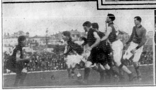 Australasian 9 Aug 1924 P64 Hicks Perth Stops A Victorian Attack 600thumb