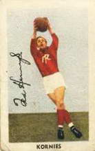 Ted Henrys - Preston - 1952 Kornies Footballers in Action - Source: Australian Rules Football Cards